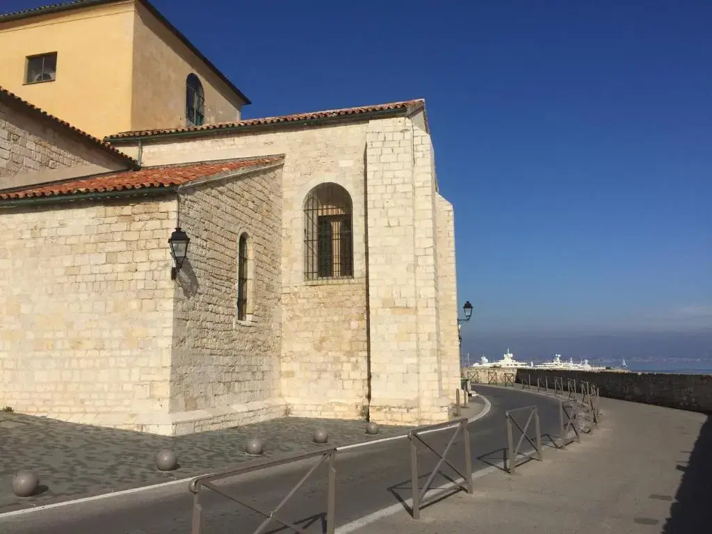 Cap Antibes Les Bosquets