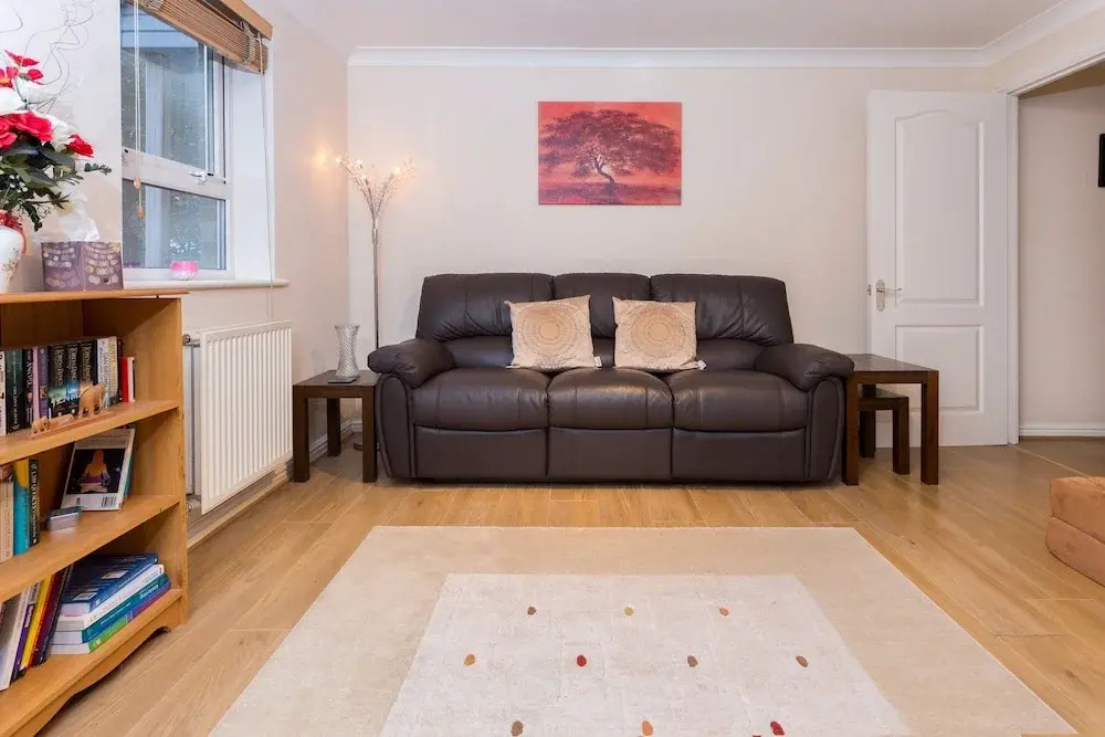 2 Bedroom Flat 2 Minutes from the River