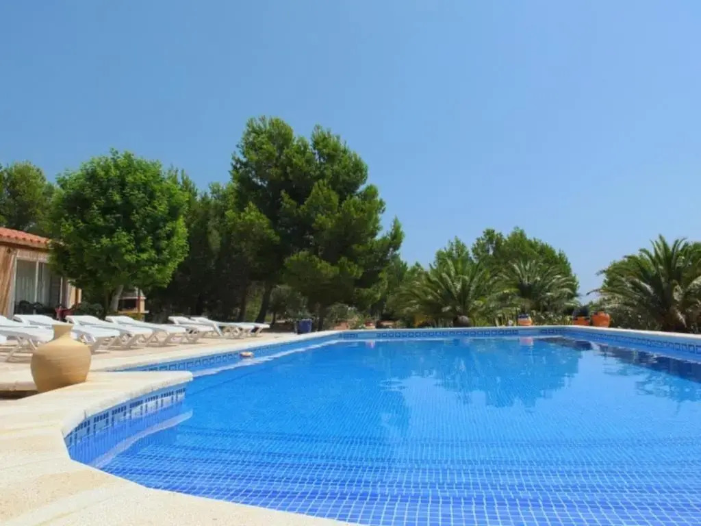 Villa Oasis 4bedroom villa with air-conditioning & large private swimming pool