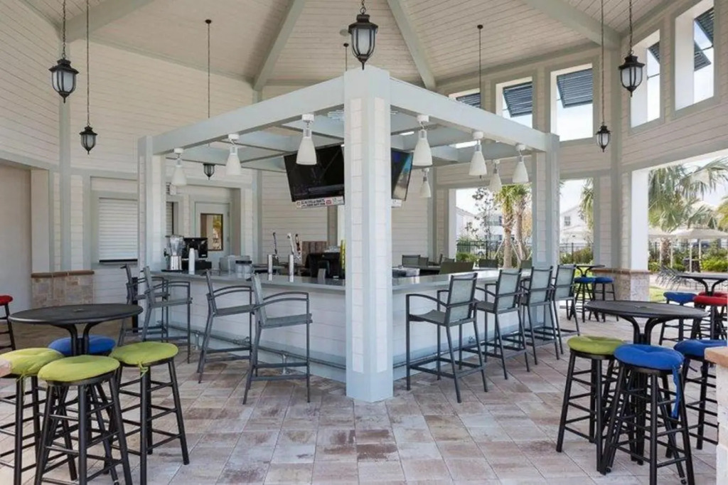 Storey Lake Free Water Park 4 Br 3 Bath Pool