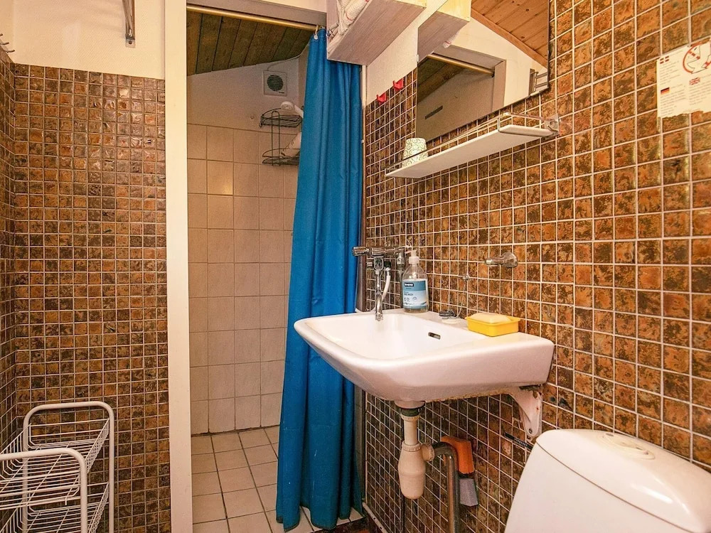 6 Person Holiday Home in Væggerløse