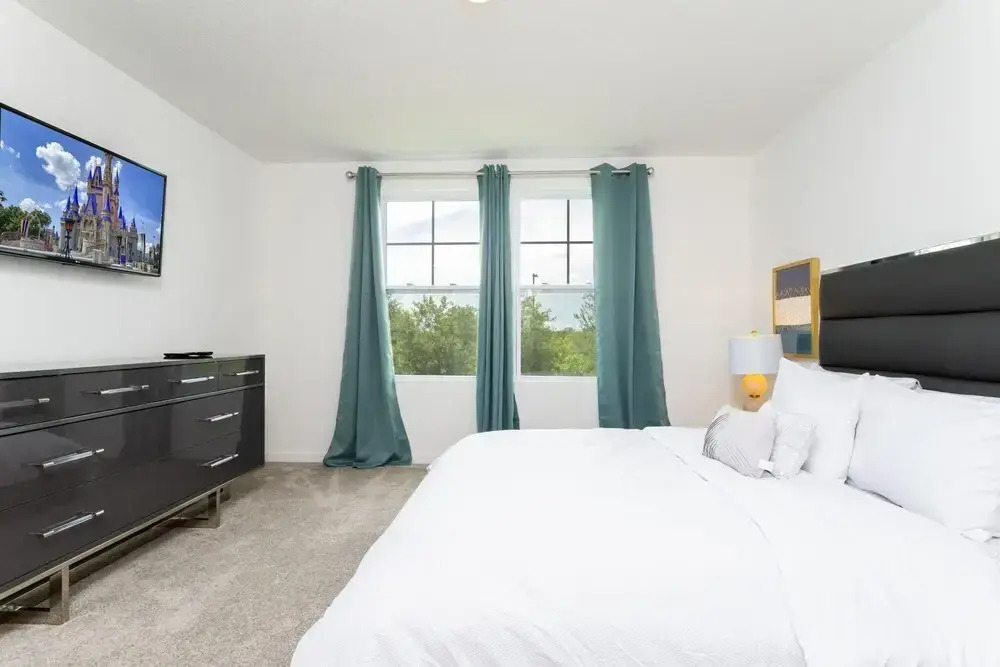 Stunning 4Bd Close to Disney Enclave at Festival 624