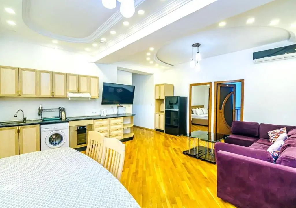 7 Bedroom Apartment on LEYLEK - Nİzami st.