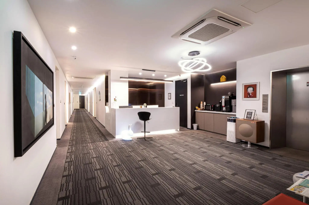 Mipo Oceanside Hotel