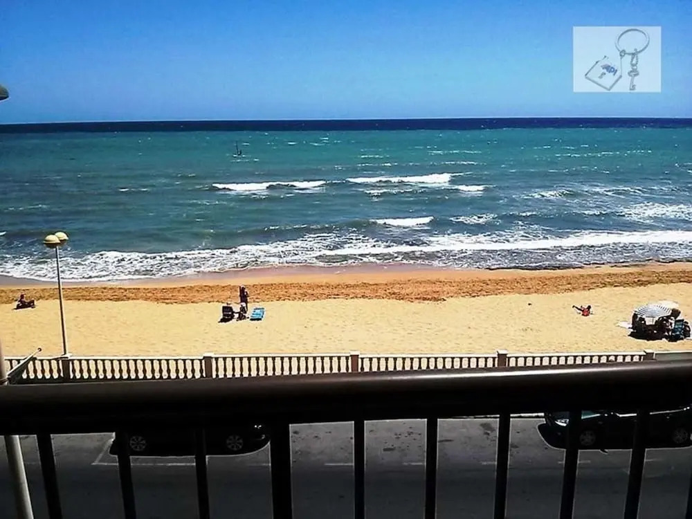 2 Bedrooms Beaches View Apartment