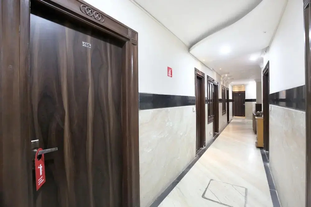 OYO 10386 Hotel Jimmy