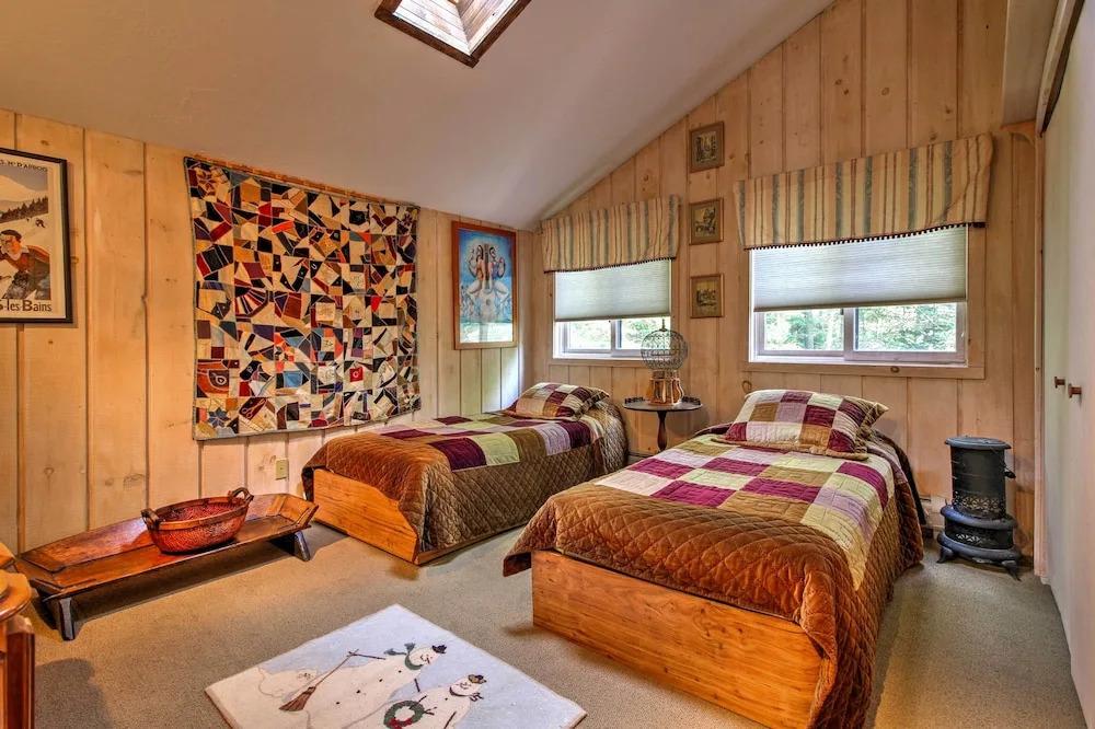 West Dover Vacation Rental w/ Hot Tub Near Mt Snow