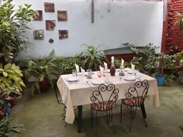 Fernandez and Friends Rooms