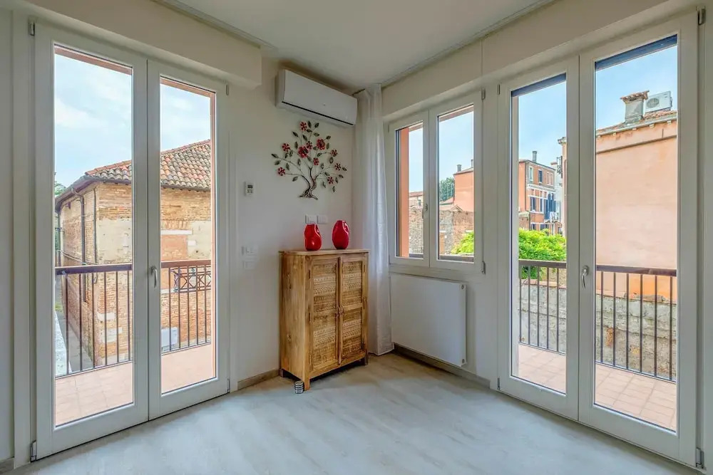 Casa Luminosa