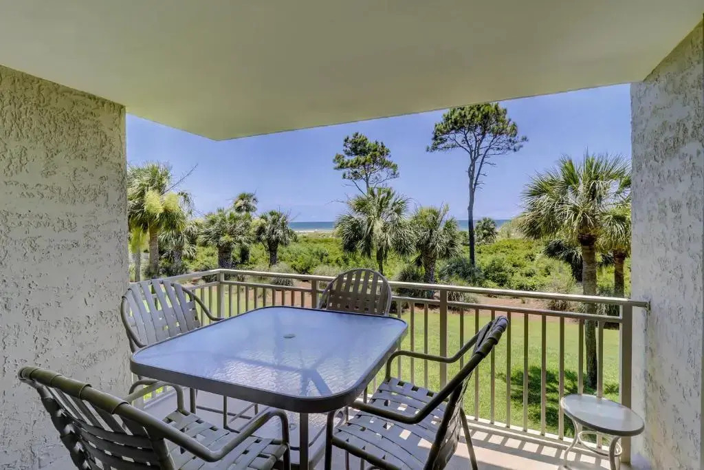 211 Shorewood 2 BR Oceanfront Condo
