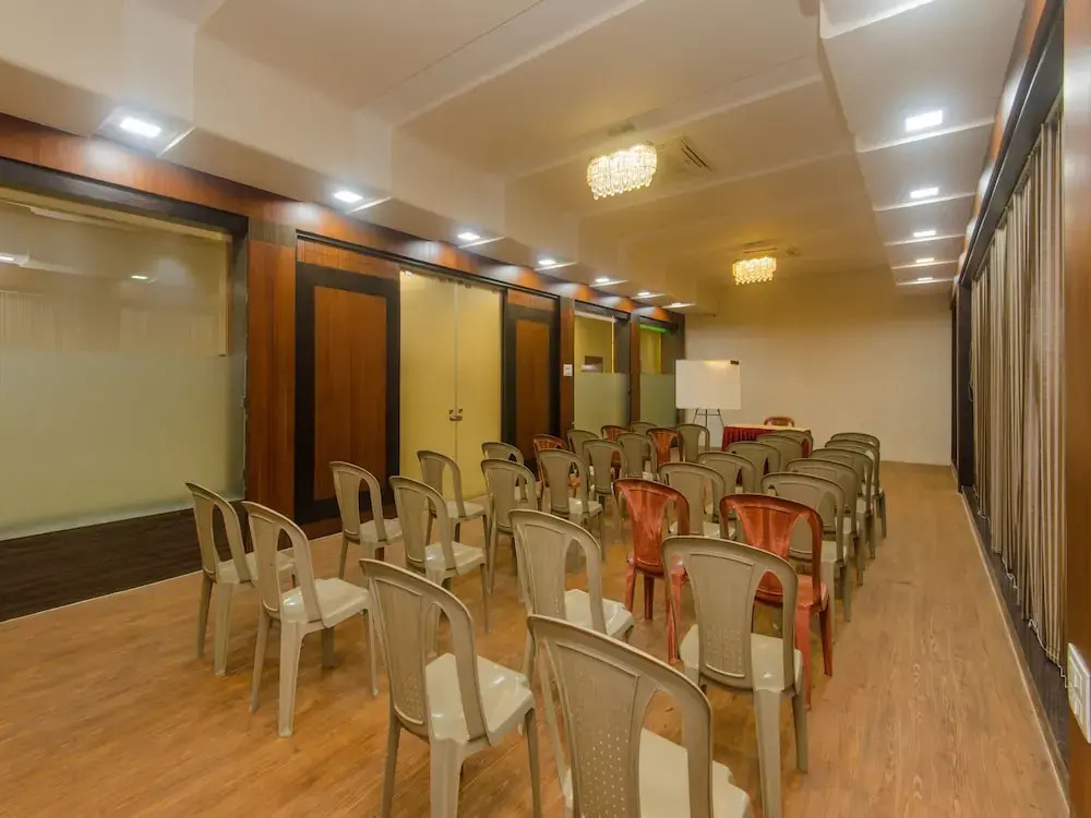 New Seven Hills By Glitz Hotels