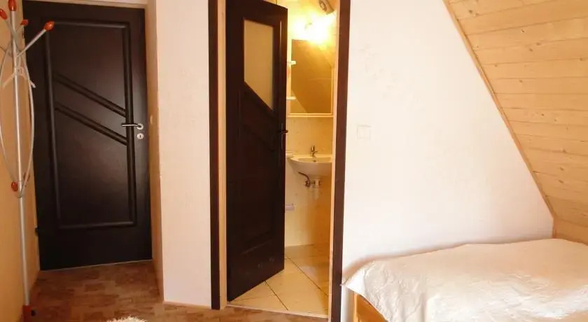 Ciukrowa Chatka Sauna & Jacuzzi