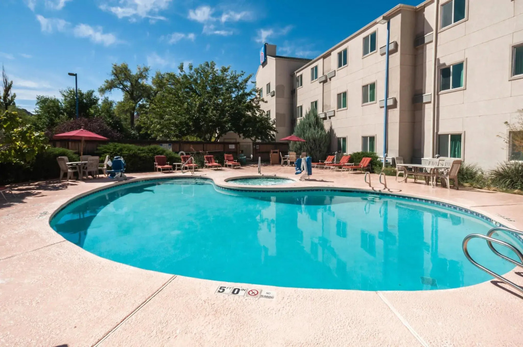 Wolfes Hotel Moab