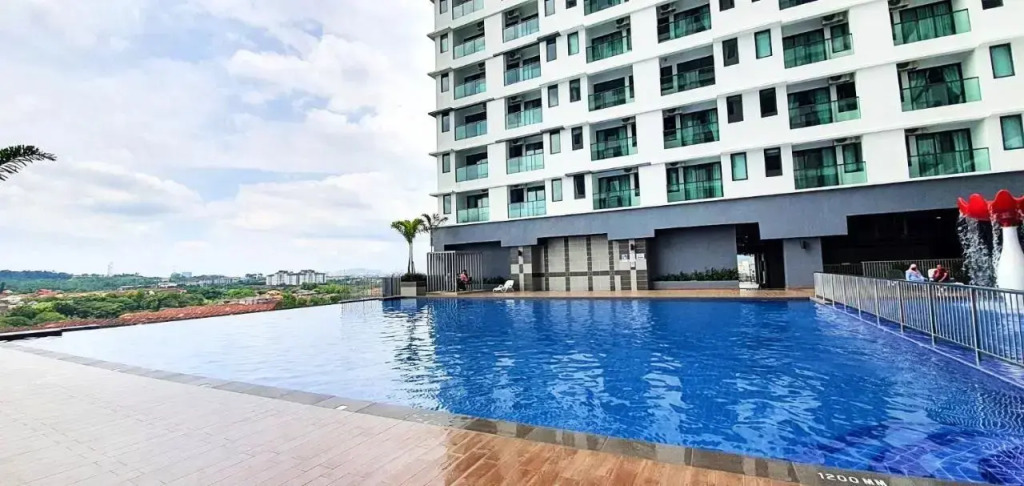 CASA SAKURA Studio Vista Bangi with Wi-fi & Netflix