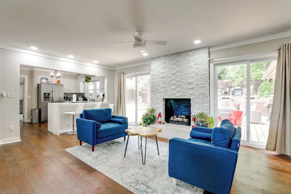 Spacious Atlanta Home w/ Yard ~ 9 Mi to Downtown