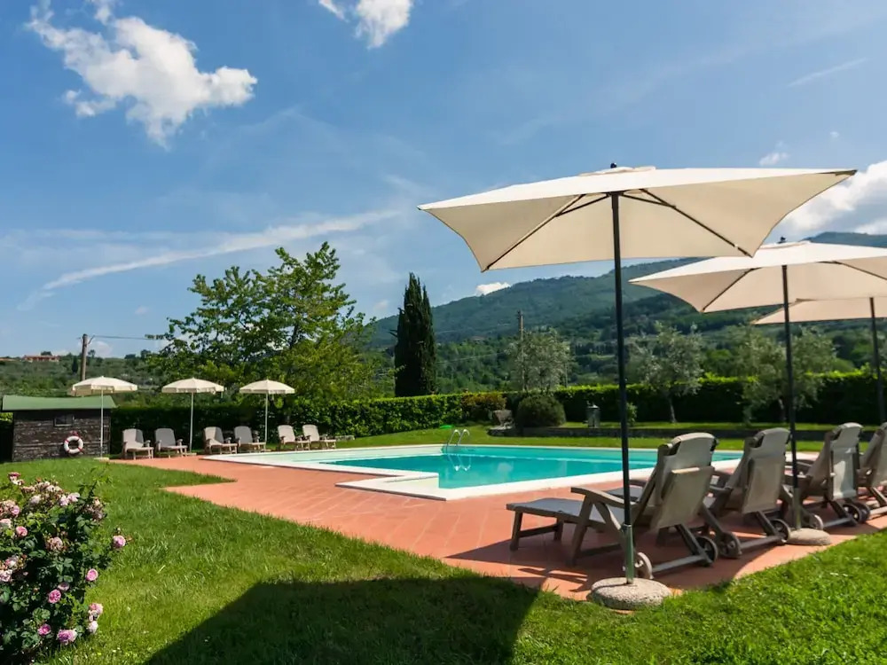 Attractive Apartment on Estate with Vineyards & Olive Grove near Florence