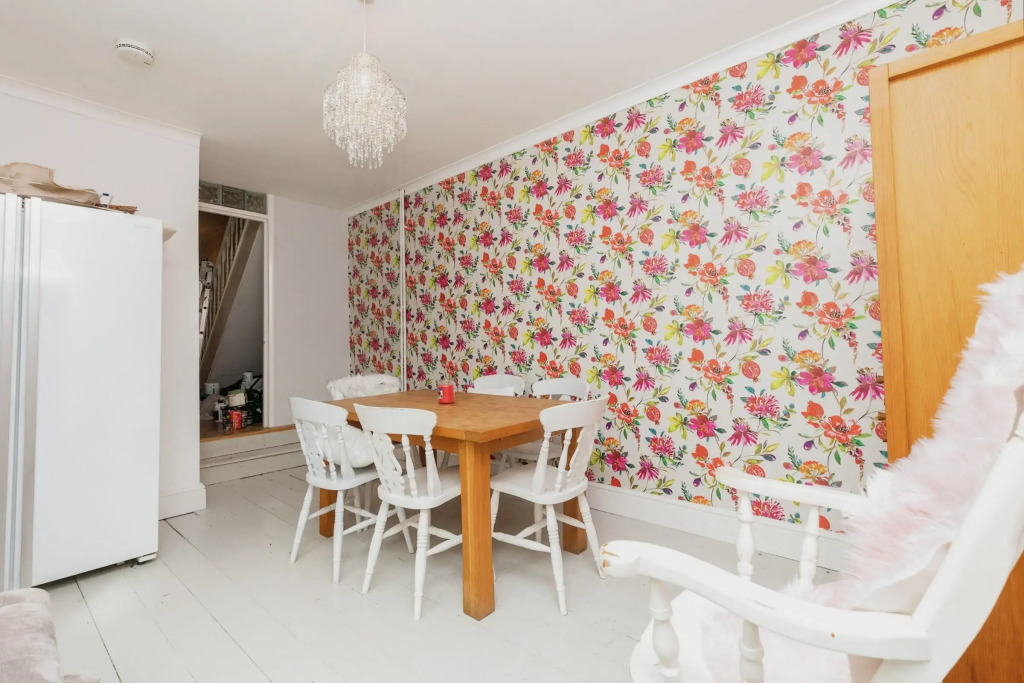 Spacious 6-bed Family Retreat Bristol