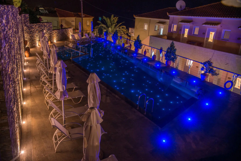 Maria Plomari Apartments