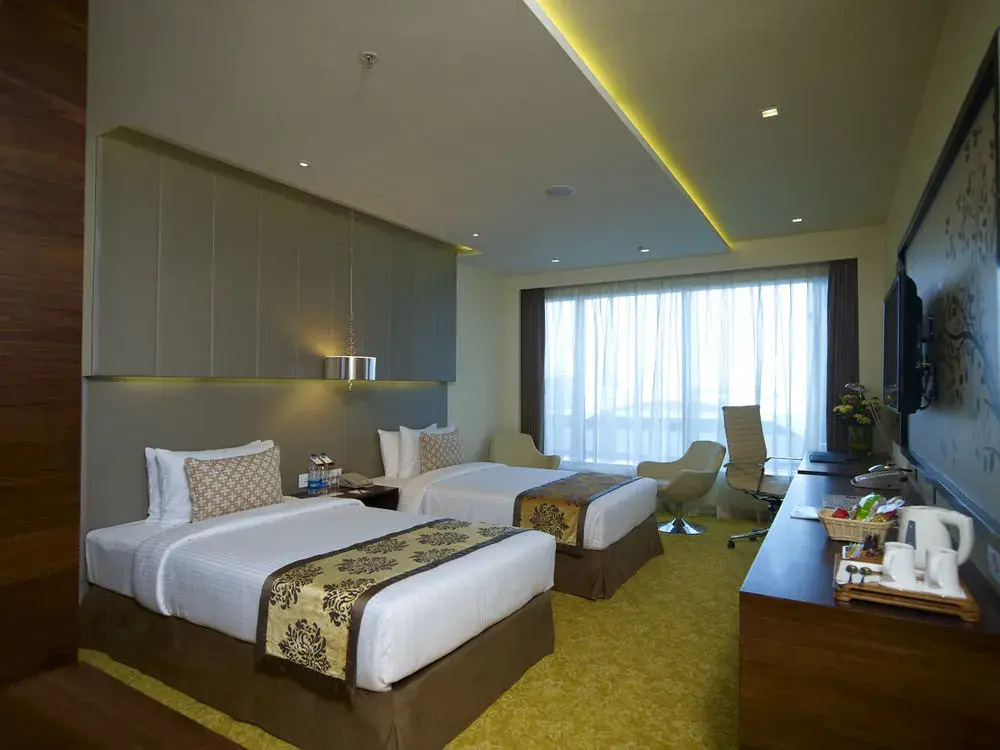 Caspia Hotel