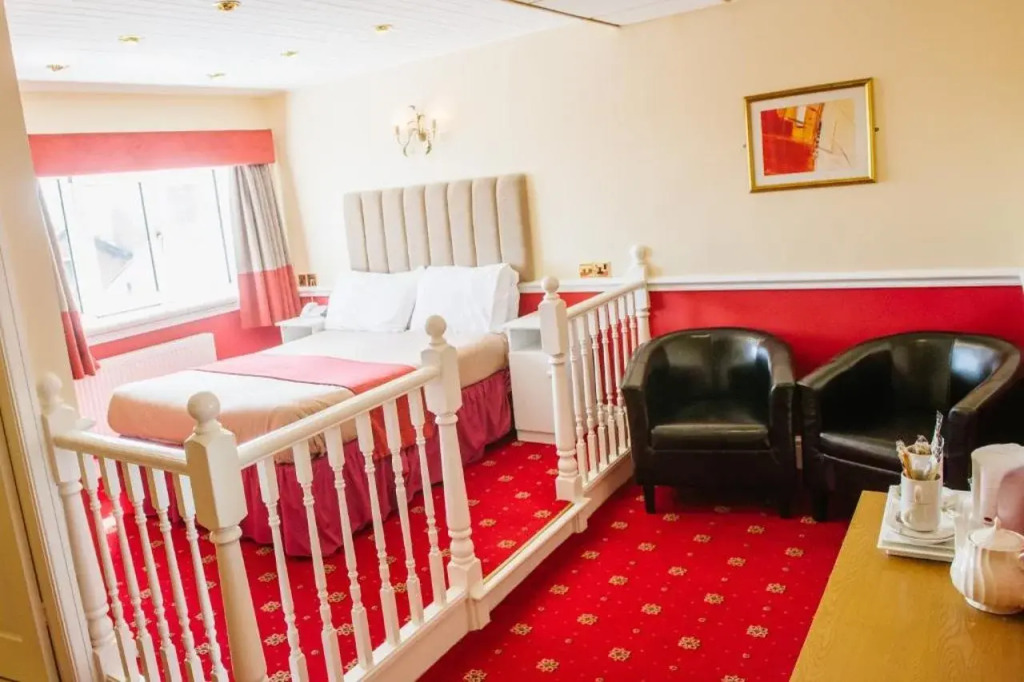 Doric Hotel