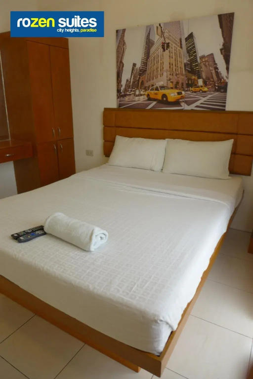 Rozen Suites Paradise