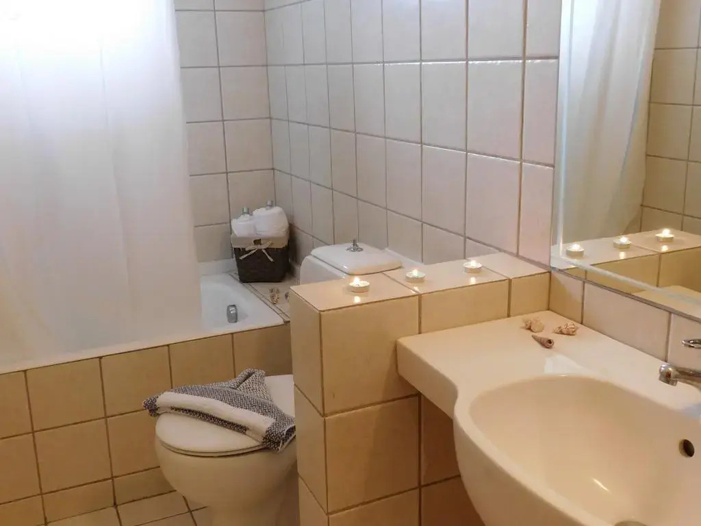 Athina Inn