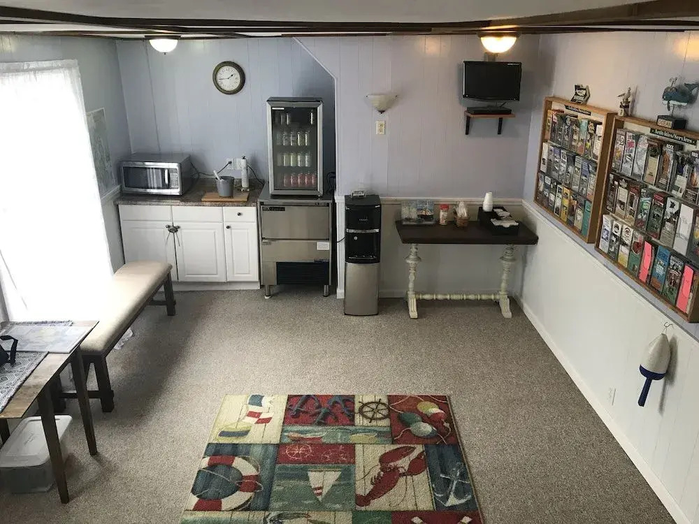 Isleview Motel and Cottages