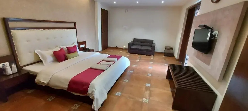 The Palm Aryan - a Boutique Hotel