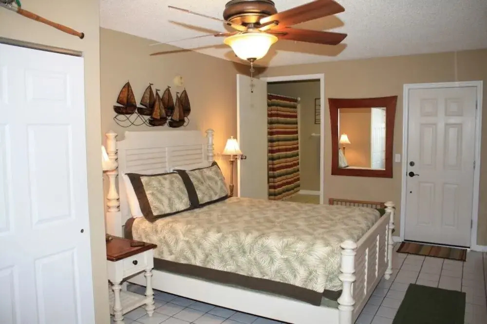 The Anna Maria Island Beach Paradise 10