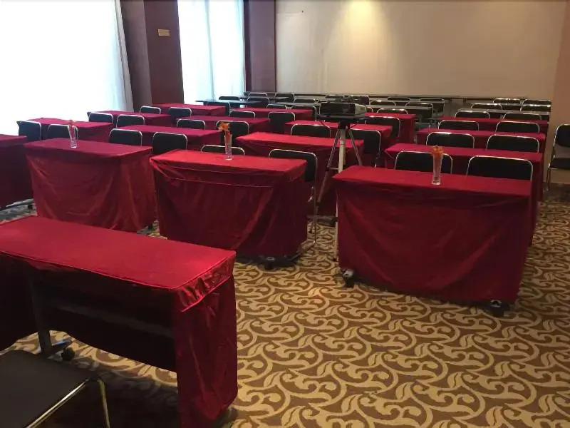 Jinjiang Metropolo Hotel Wuhan Jingkai Wanda Sport