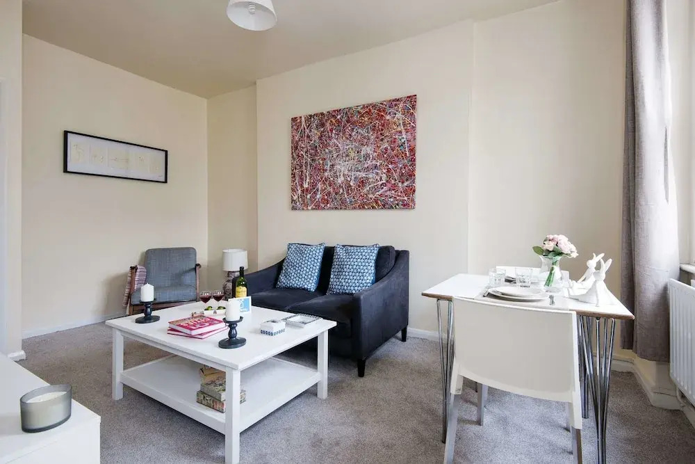 The Hereford Road Lodge - JFB4