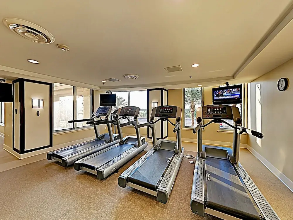 New Listing! Luxe Beachfront Oasis W/ Pools & Gym 2 Bedroom Condo