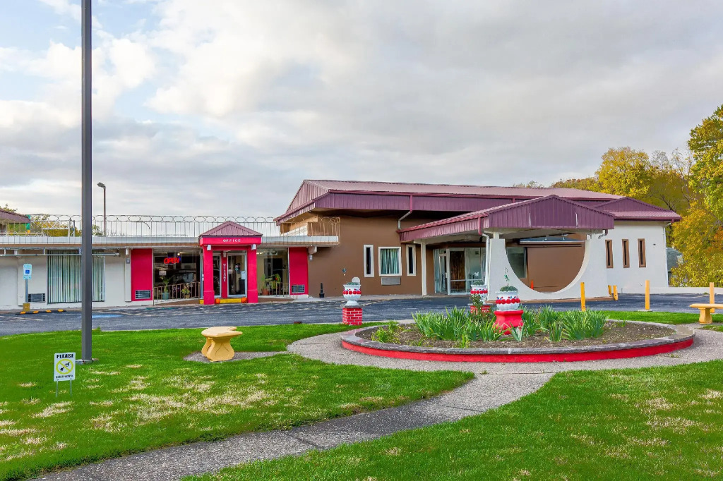 Americas Best Value Inn Moline