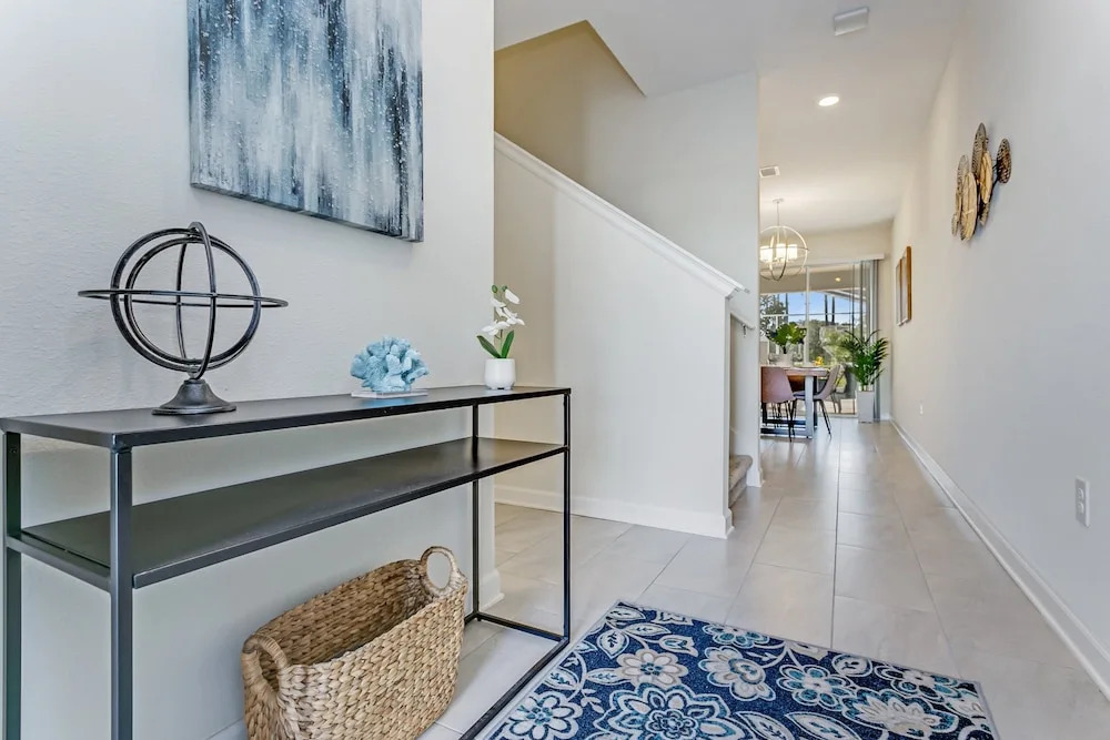 Pebble Beach Villa Champions Gate drive