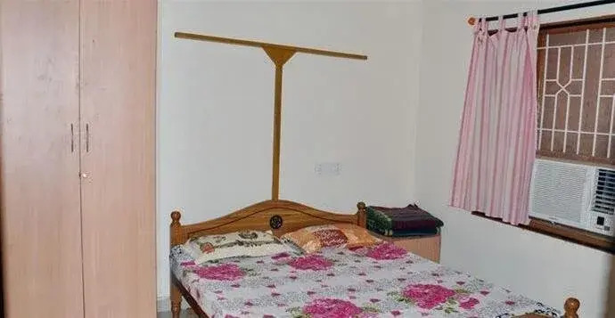 Hr Resorts