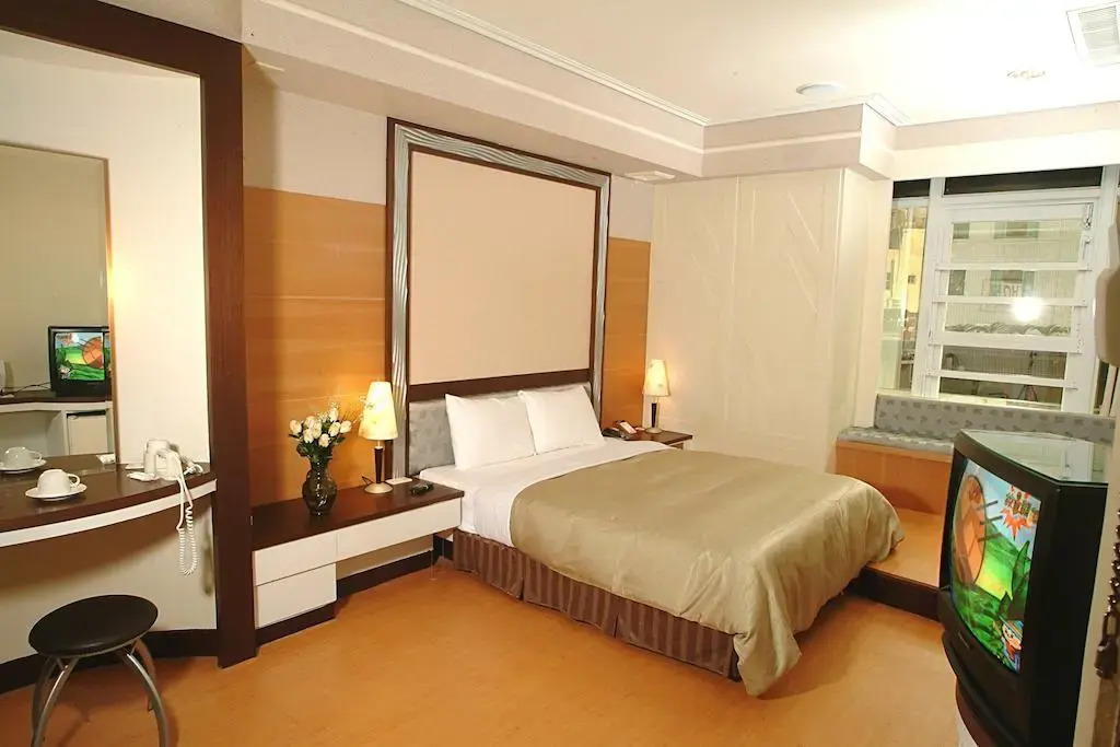 Takatama Hotel