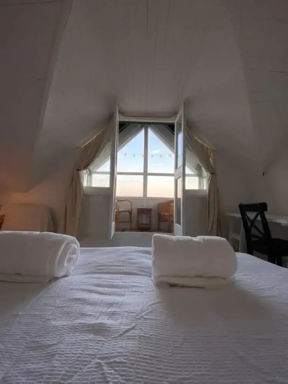 Edwardian Villa by the Sea Sleeps 8 Coastal Walk