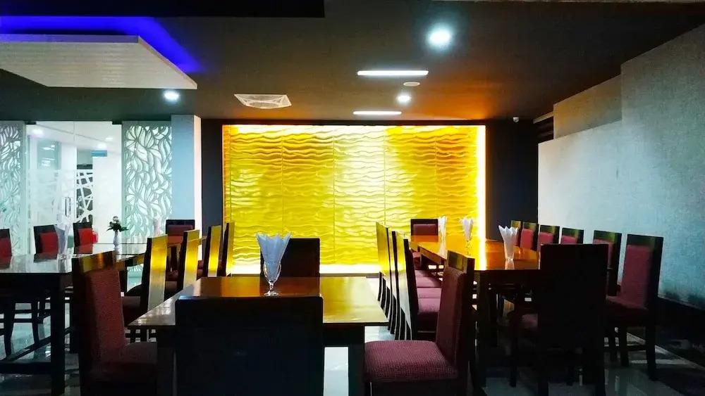 Hotel Khan Palace