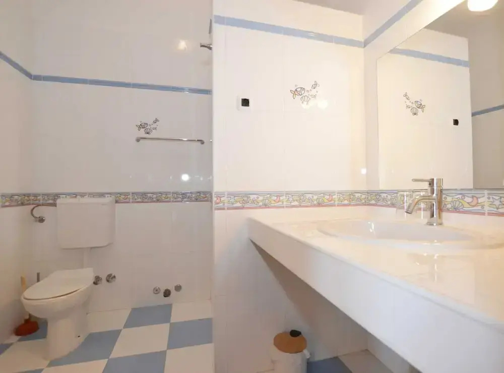 Elegant and Brigth Corner Apartments