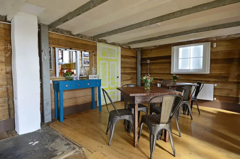 Casa Apel Hostel