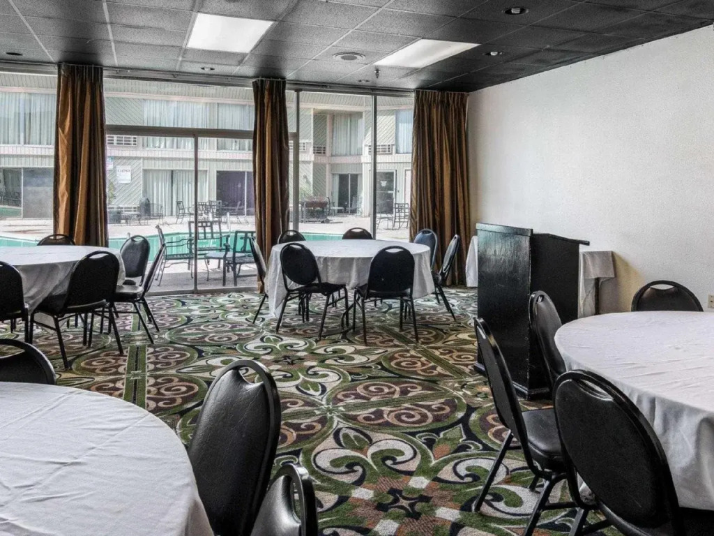 Rodeway Inn & Suites At the Casino