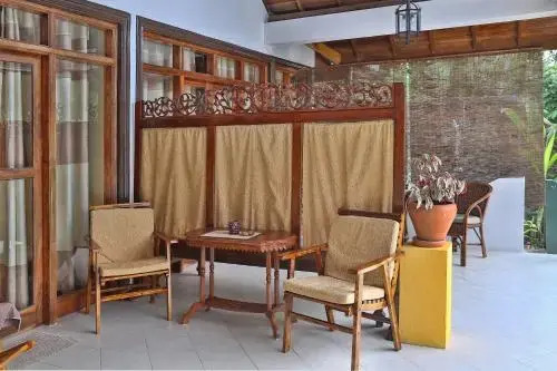 Lazy Lizard Villa