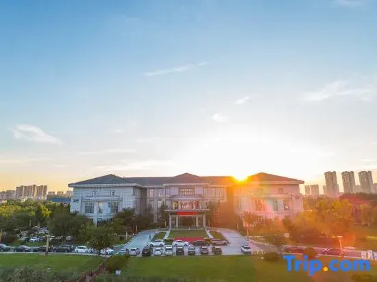 Zhongyu Grand Hotel (Binzhou Zhonghai Scenic Area)