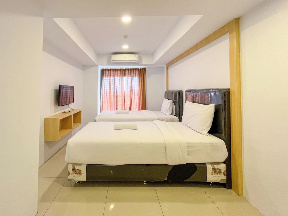 Modern Designed Studio At De Prima Apartment