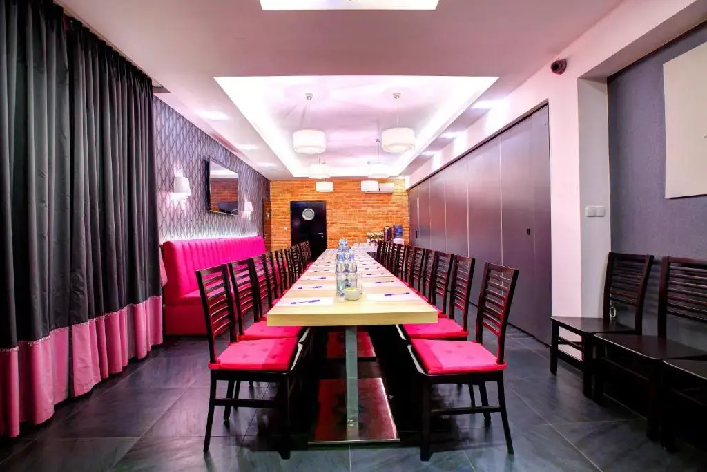 Hostel Evotel