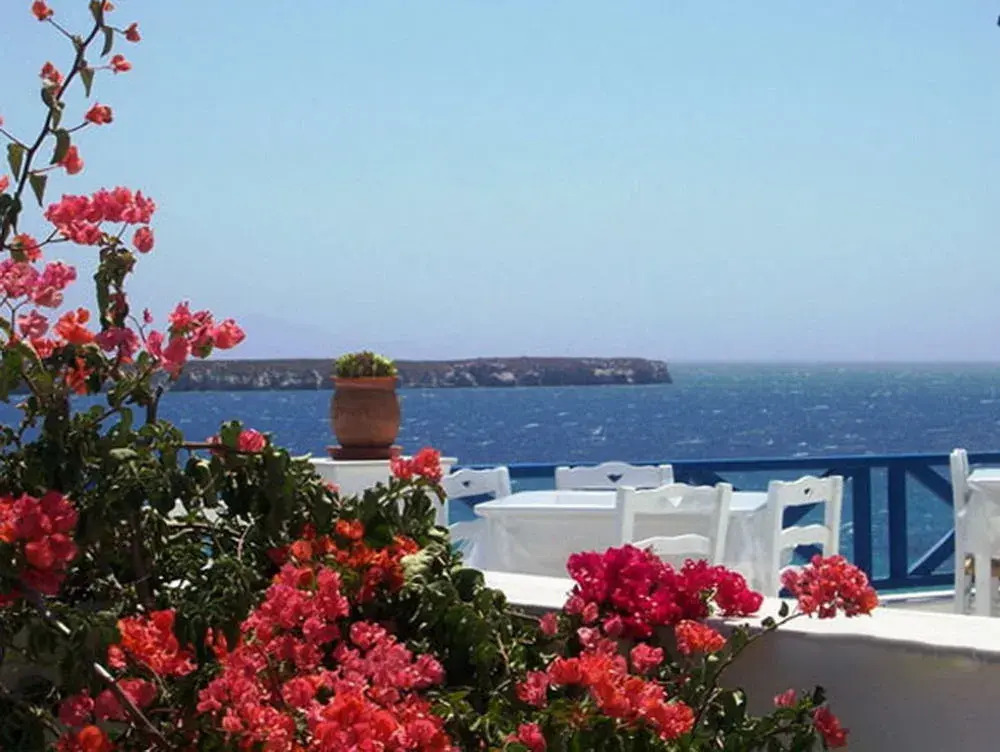 Paros Blue Dolphin FULLY RENOVATED by RIVEA GROUP