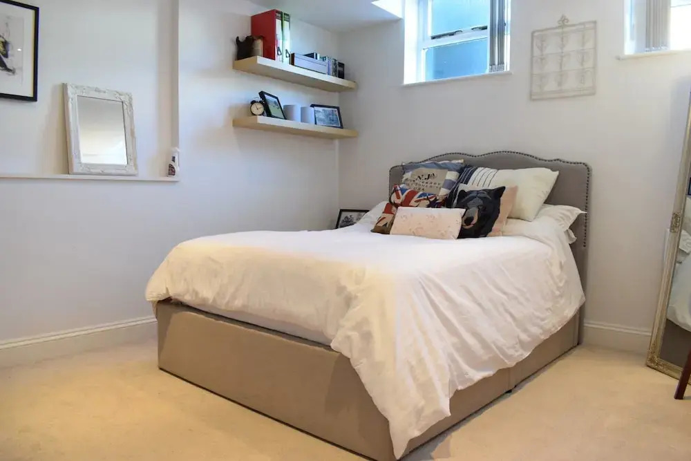 1 Bedroom Flat Near Wimbledon