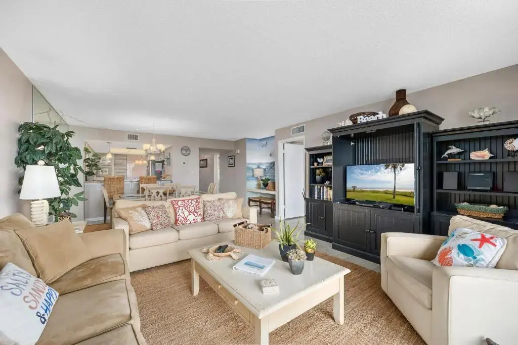Barefoot Trace 115, 2 Bedrooms, Sleeps 6, Ocean Front, Pool, WiFi