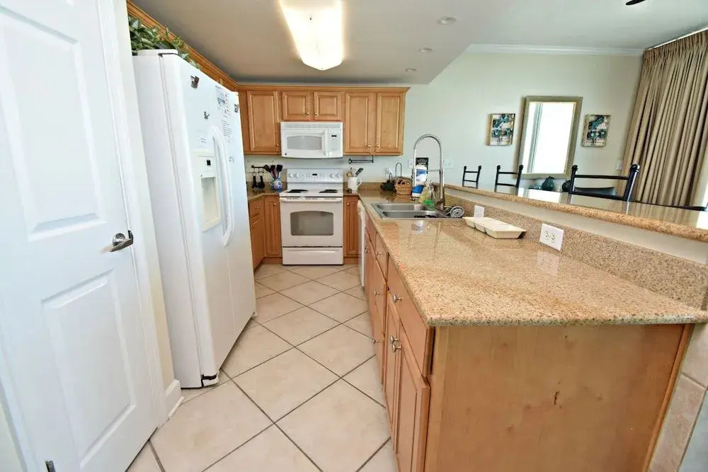 Sanibel 505 by RedAwning