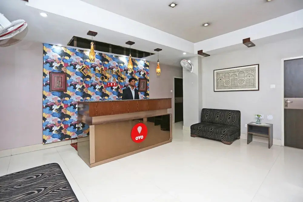 OYO 2737 Residency Square